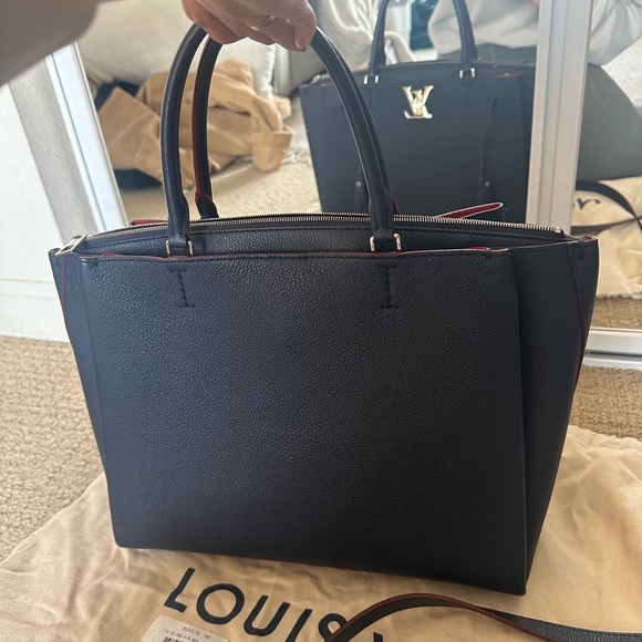 Louis Vuitton Lockmeto - Picture 5 of 8